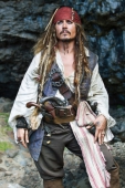 Пираты Карибского Моря капитан Джек Воробей фото