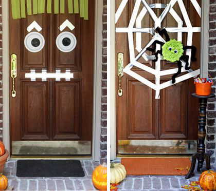Как украсить входную дверь на Хэллоуин