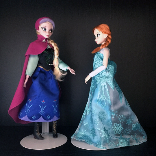 Куклы Холодное Сердце: Анна и Эльза поменялись одеждой