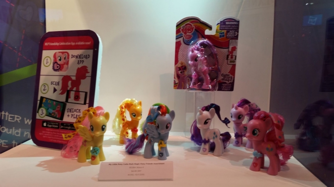 Пони (Дружба это Чудо): Панель Hasbro Комик Кон 2015