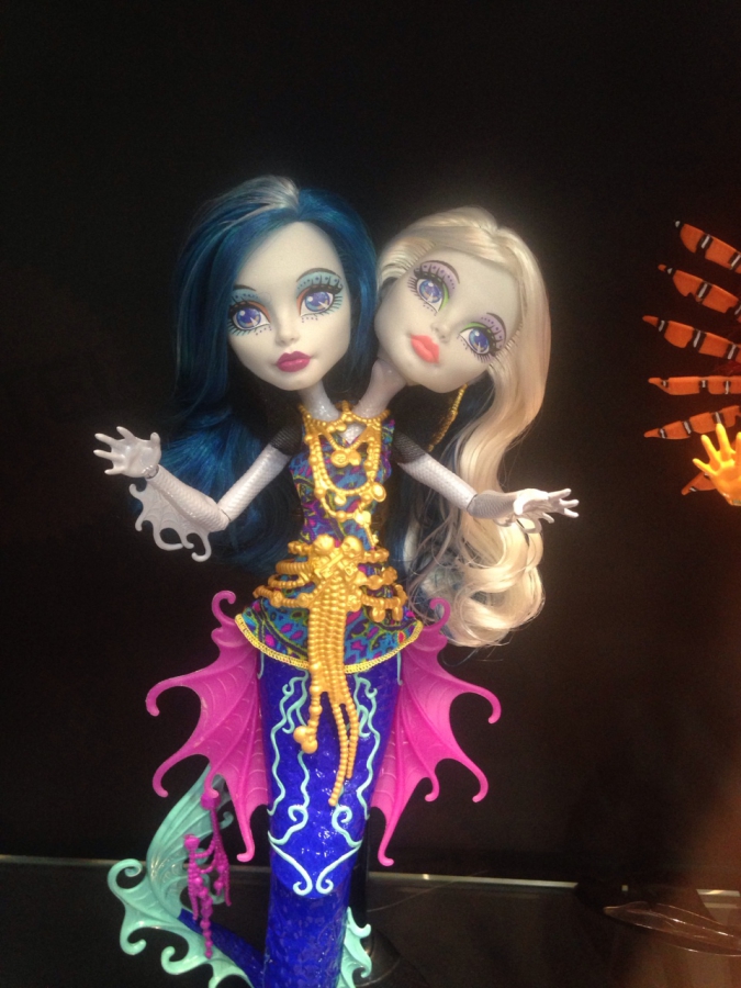 Монстр Хай: Новые куклы Great Scarrier Reef, показанные на Комик Кон
