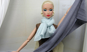 Как завязать шарф (платок) кукле