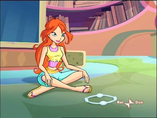 Блум и белый круг