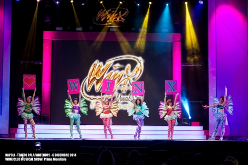 Винкс на сцене