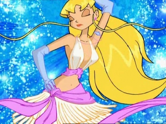 Стелла в платье