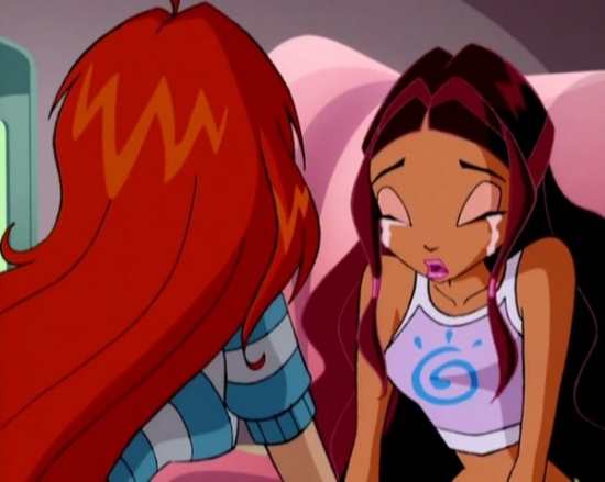 Лейла плачет