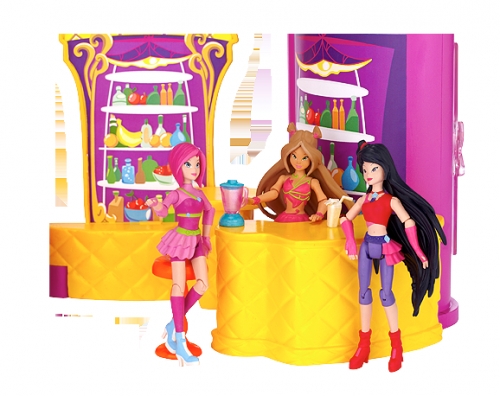 Мини-куколки Текна,Муза и Флора в баре Фрутти Мьюзик