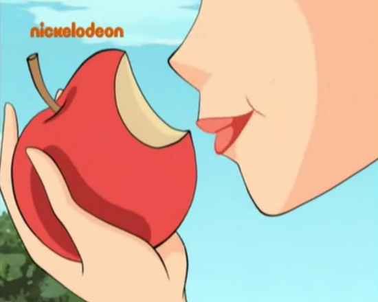 Блум и яблоко