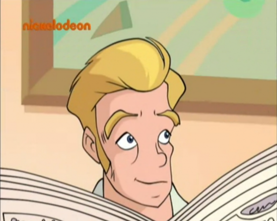 Майк с газетой