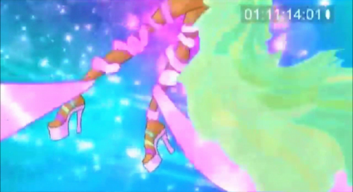 Лейла в процессе превращения Гармоникс