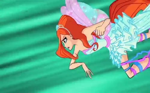 Блум устремилась