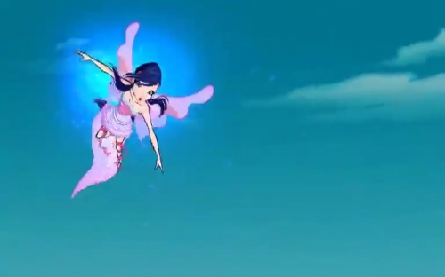 Муза в превращении Гармоникс