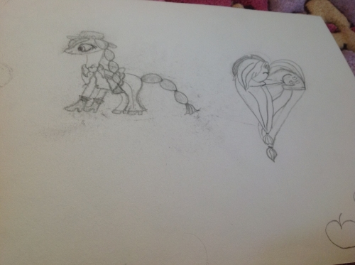 ЭплДжек в костюме.