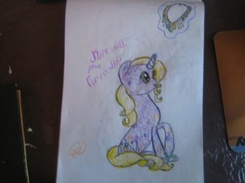 Кристалльная пони Кристаллин