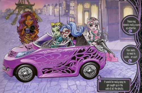 Рошель,Френки,Клодин и Гулия на машине Scaris City of Frights