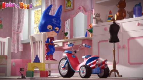 Маша в костюме супер героини