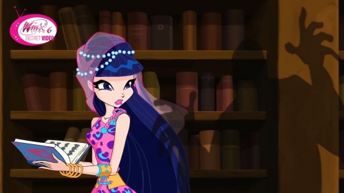 Муза в новом платье из 6го сезона