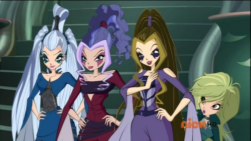 Селина прячется за Трикс