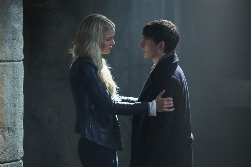 Однажды в сказке 6 сезон Эмма и Генри