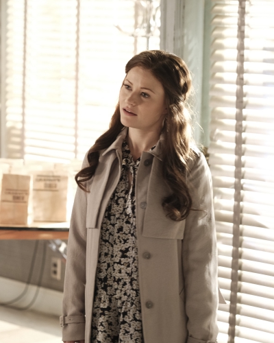 Однажды в сказке 6 сезон Белль