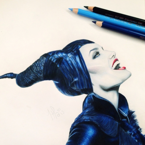 Реалистичный рисунок Малефисенты