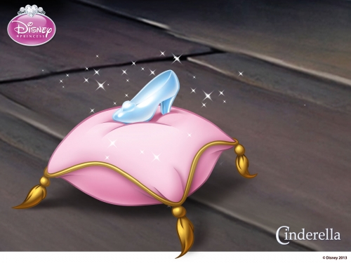 Хрустальная туфелька Золушки