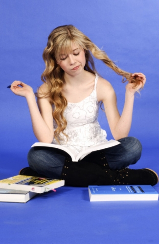 Дженнет Маккарди и уроки