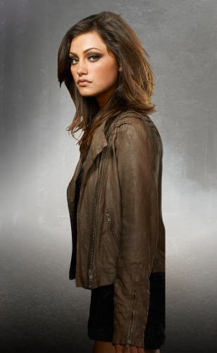 Фиби Тонкин (Phoebe Tonkin)