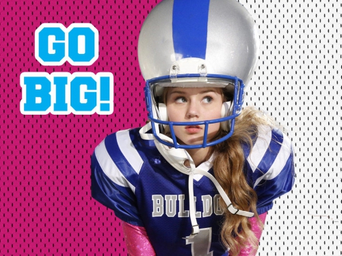 Белла в форме Бульдогов