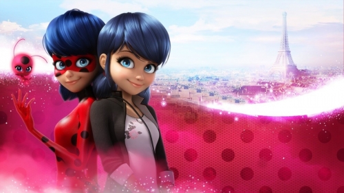 Леди Баг и Супер-Кот на фоне Парижа