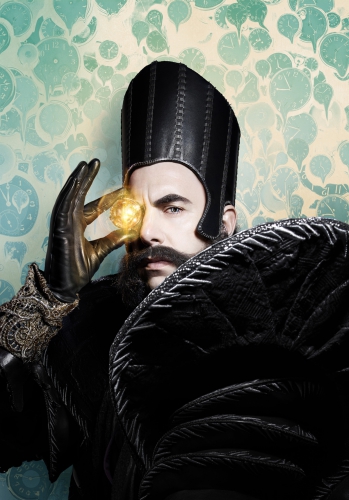 Алиса в Зазеркалье 2016 Время