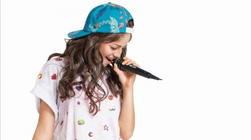 Soy Luna, Луна поет