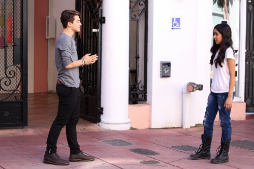 Талиа на кухне Тайсон и Талия