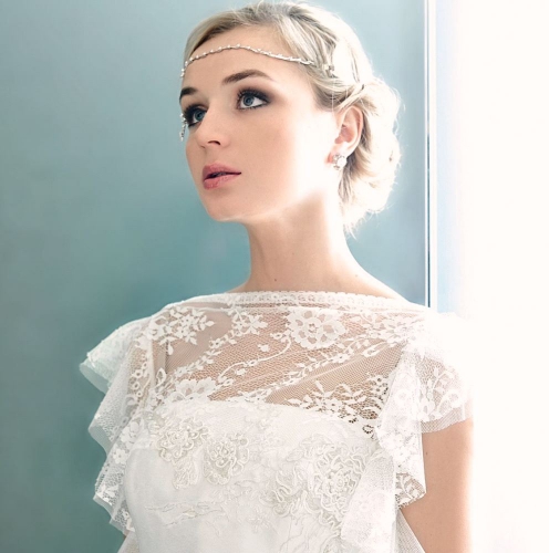 Полина Гагарина в наряде невесты