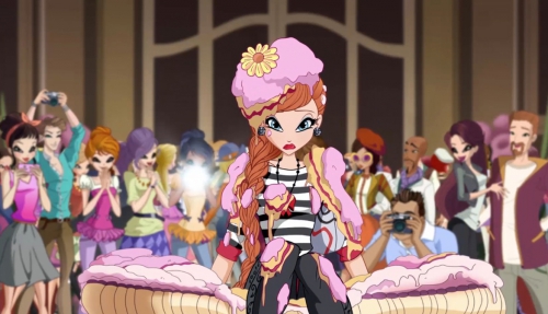 World of Winx Блум упала в торт