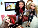 Куклы братц в комнате