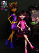 Куклы Monster High Клодин и Дракулаура Coffin Bean