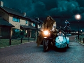 Хагрид и Гарри на мотоцикле