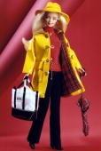 Картинка куклы Барби - дождливый день