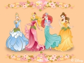Принцессы Диснея в цветочных нарядах