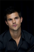 Taylor Lautner Тейлор Лотнер