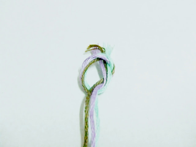 Плетем браслет из ниток мулине