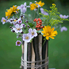 Простая ваза для цветов своими руками