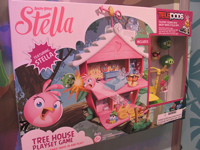 Angry Birds Stella: Подробности о новой злодейке и фотографии новых игрушек! Angry Birds Stella: Подробности о новой злодейке и фотографии новых игрушек!