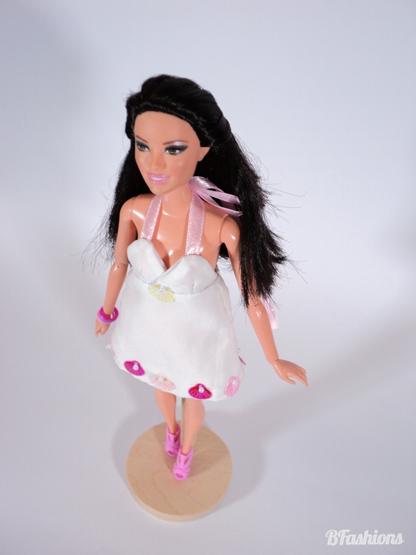Выкройки для кукол: Летнее платье для Барби
