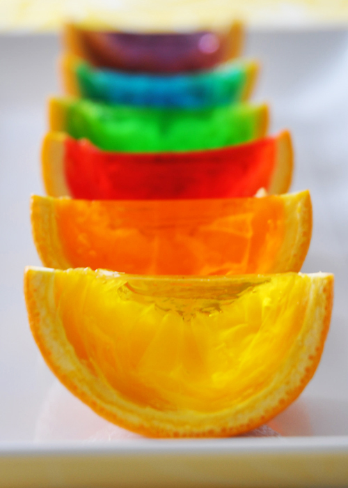 Вкусная поделка: Цветное желе в виде долек фруктов