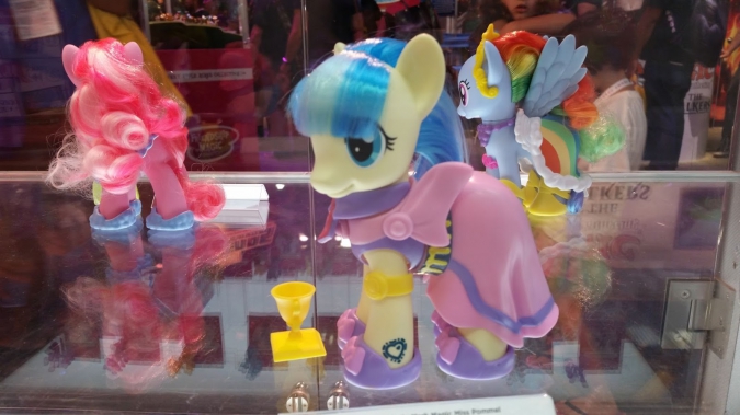 Пони (Дружба это Чудо): Панель Hasbro Комик Кон 2015