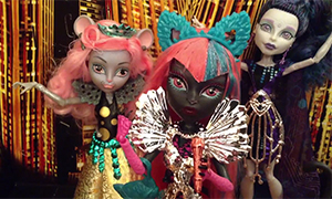 Монстр Хай Бу Йорк: Стоп моушен клип с куклами на песню Steal the Show