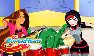Видео DC Super Hero Girls : Школьные кружки
