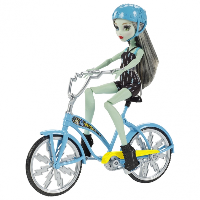 Новые куклы Монстер Хай: Фрэнки на велосипеде, Shriek wrecked, маскарад